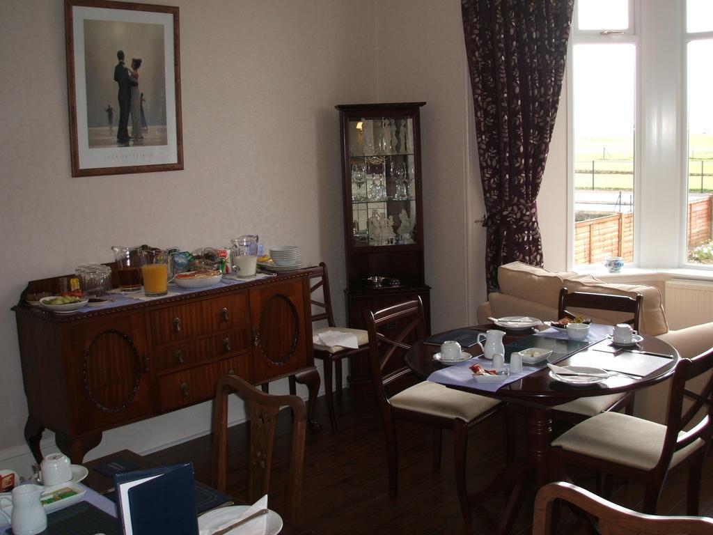 Linksview Guest House Carnoustie Habitación foto